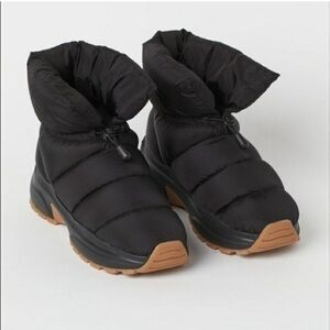 Black quilted padded Boots